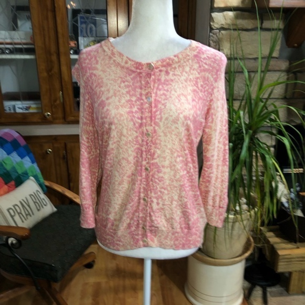 TALBOTS SIZE MEDIUM PETITES PINK MULTICOLORED BUTTON UP CARDIGAN 3/4 SLEEVE